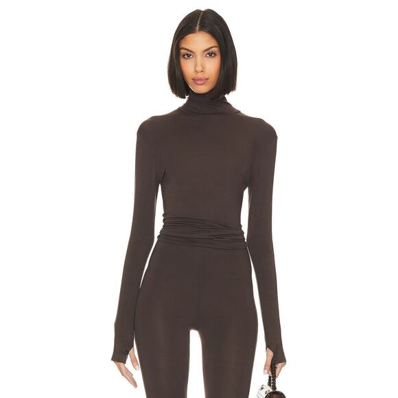 Norma Kamali Slim Fit Long Sleeve Turtle Top - XS Chocolate - Picture 1 of 4
